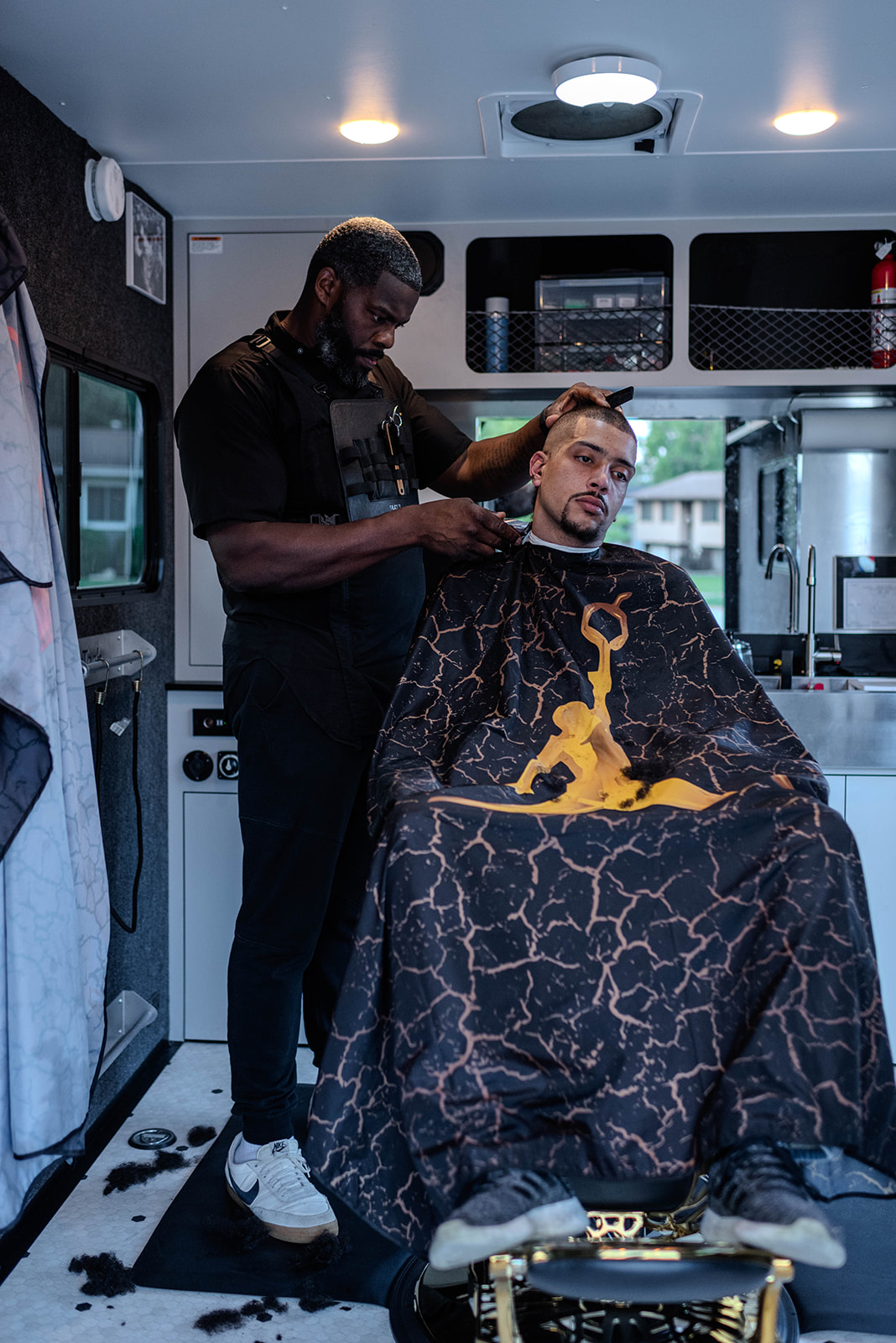 the mobile barber company at work